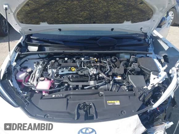 2025 Toyota Prius SE with VIN JTDACACU9S3047156, listed as a IAAI auction lot 43135827 with 2,433 mi miles and . Bid and sale history available at DreamBid. Image 10.