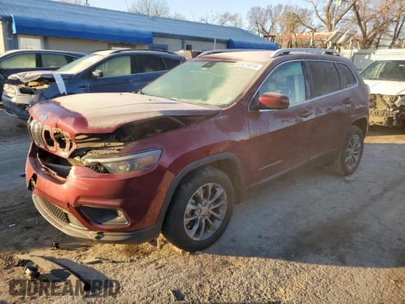 ✅ 2019 Jeep Cherokee Altitude • VIN: 1C4PJLLX7KD429136 • Лот: 83029014. Опубликован ранее на Copart с пробегом 123 475 миль. Бесплатный доступ к архиву аукционных продаж из США и подробный отчёт об истории автомобиля на DreamBid. Изображение 1.