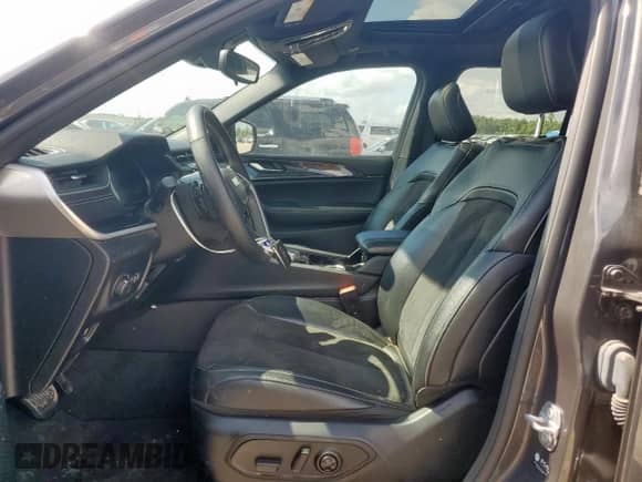 2022 Jeep Grand Cherokee Altitude с VIN 1C4RJGAG3N8630631, выставлен на аукционе Copart как лот 67811105 с пробегом 23 655 миль миль и Списание • Salvage title. История ставок и продаж доступна на DreamBid. Изображение 7.