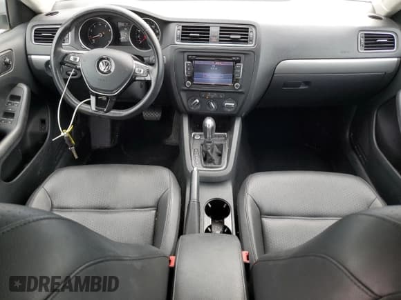 ✅ 2015 Volkswagen Jetta SE • VIN: 3VWD17AJ1FM311745 • Lot: 55936435. Listed on Copart with 79,819 mi. Free auction sales archive from the USA and detailed vehicle history report at DreamBid. Image 8.