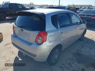 ✅ 2009 Chevrolet Aveo 1LT • VIN: KL1TD66E99B630907 • Lot: 41378480. Wystawiony na IAAI z przebiegiem 102 906 mil. Bezpłatny archiwum sprzedaży aukcyjnych z USA i szczegółowy raport historii pojazdu na DreamBid. Zdjęcie 4.