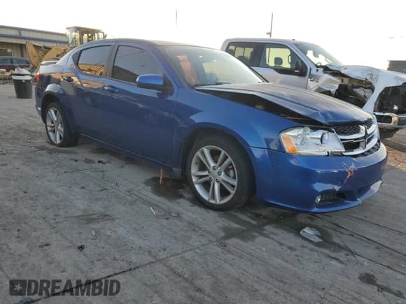 ✅ 2013 Dodge Avenger SXT • VIN: 1C3CDZCB8DN582493 • Лот: 82779614. Опубликован ранее на Copart с пробегом 63 781 миль. Бесплатный доступ к архиву аукционных продаж из США и подробный отчёт об истории автомобиля на DreamBid. Изображение 4.