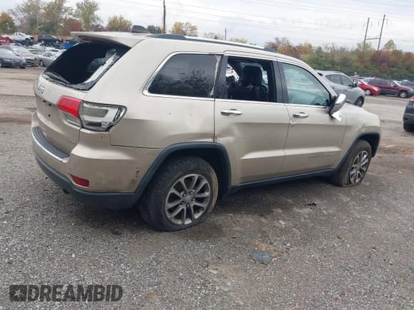 ✅ 2014 Jeep Grand Cherokee Limited • VIN: 1C4RJFBG5EC183984 • Lot: 43596127. Wystawiony na IAAI z przebiegiem 108 993 mil. Bezpłatny archiwum sprzedaży aukcyjnych z USA i szczegółowy raport historii pojazdu na DreamBid. Zdjęcie 4.