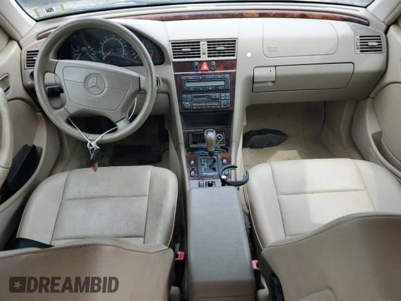 ✅ 1998 Mercedes-Benz C 230/260/280/320 • VIN: WDBHA23G8WA648546 • Lot: 60720975. Listed on Copart with 110,926 mi. Free auction sales archive from the USA and detailed vehicle history report at DreamBid. Image 8.