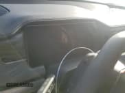 ✅ 2022 Rivian R1S Launch Edition • VIN: 7PDSGABL9NN002950 • Lot: 74022964. Wystawiony na Copart z przebiegiem Nie podano. Bezpłatny archiwum sprzedaży aukcyjnych z USA i szczegółowy raport historii pojazdu na DreamBid. Zdjęcie 9.