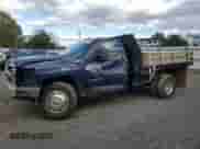 2009 Chevrolet Silverado 3500HD WT с VIN 1GBJC74K99E137457, выставлен на аукционе Copart как лот 81621334 с пробегом 75 018 миль миль и Списание • Salvage title. История ставок и продаж доступна на DreamBid. Изображение 1.