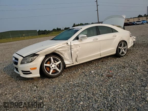 ✅ 2014 Mercedes-Benz CLS 550 • VIN: WDDLJ7DBXEA121740 • Lot: 59470545. Listed on Copart with 103,090 mi. Free auction sales archive from the USA and detailed vehicle history report at DreamBid. Image 1.