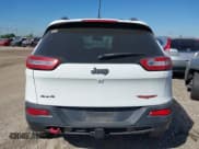 ✅ 2017 Jeep Cherokee Trailhawk L Plus • VIN: 1C4PJMBS3HD227978 • Lot: 42242791. Wystawiony na IAAI z przebiegiem 76 982 mil. Bezpłatny archiwum sprzedaży aukcyjnych z USA i szczegółowy raport historii pojazdu na DreamBid. Zdjęcie 16.