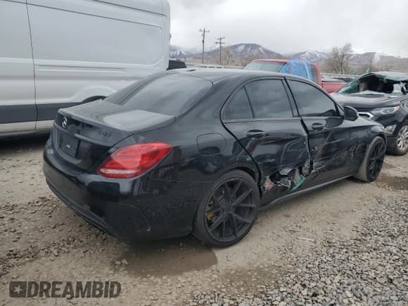 ✅ 2017 Mercedes-Benz C 43 AMG • VIN: 55SWF6EB6HU192204 • Lot: 48478805. Wystawiony na Copart z przebiegiem 83 487 mil. Bezpłatny archiwum sprzedaży aukcyjnych z USA i szczegółowy raport historii pojazdu na DreamBid. Zdjęcie 3.