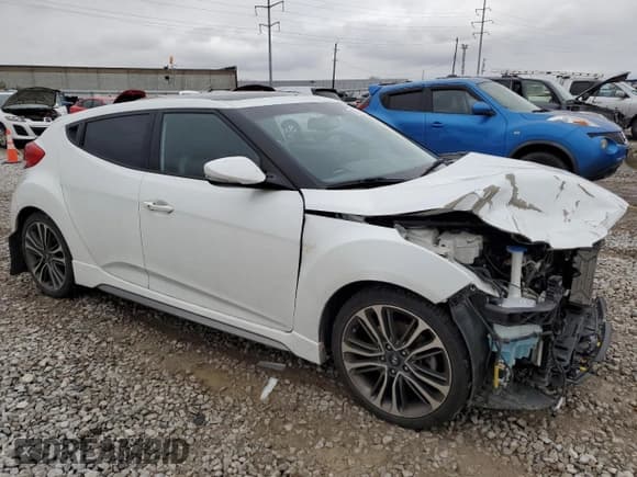 ✅ 2016 Hyundai Veloster Turbo • VIN: KMHTC6AE8GU286552 • Lot: 80307554. Wystawiony na Copart z przebiegiem 102 997 mil. Bezpłatny archiwum sprzedaży aukcyjnych z USA i szczegółowy raport historii pojazdu na DreamBid. Zdjęcie 4.