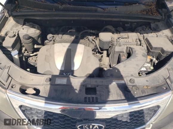 ✅ 2013 Kia Sorento EX • VIN: 5XYKU4A20CG199487 • Lot: 66404625. Listed on Copart with 355,943 mi. Free auction sales archive from the USA and detailed vehicle history report at DreamBid. Image 12.