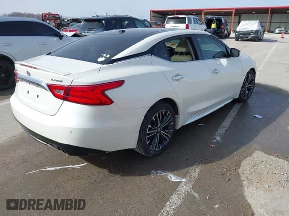 ✅ 2016 Nissan Maxima SV • VIN: 1N4AA6AP5GC397980 • Lot: 41740531. Wystawiony na IAAI z przebiegiem 158 460 mil. Bezpłatny archiwum sprzedaży aukcyjnych z USA i szczegółowy raport historii pojazdu na DreamBid. Zdjęcie 4.