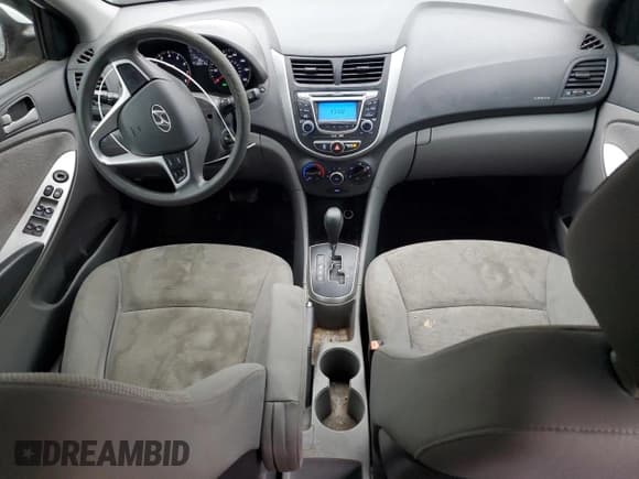 ✅ 2013 Hyundai Accent GS • VIN: KMHCT5AE0DU106454 • Лот: 76080744. Опубликован ранее на Copart с пробегом 180 514 миль. Бесплатный доступ к архиву аукционных продаж из США и подробный отчёт об истории автомобиля на DreamBid. Изображение 8.