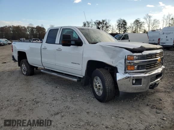 ✅ 2015 Chevrolet Silverado 2500HD LT • VIN: 1GC2KVEG8FZ559189 • Lot: 93377505. Wystawiony na Copart z przebiegiem 150 112 mil. Bezpłatny archiwum sprzedaży aukcyjnych z USA i szczegółowy raport historii pojazdu na DreamBid. Zdjęcie 4.