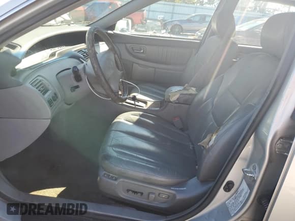 ✅ 2001 Toyota Avalon XLS • VIN: 4T1BF28BX1U196026 • Lot: 91385315. Listed on Copart with 254,684 mi. Free auction sales archive from the USA and detailed vehicle history report at DreamBid. Image 7.