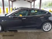 ✅ 2018 Tesla Model S 75D • VIN: 5YJSA1E2XJF264738 • Lot: 42299637. Wystawiony na IAAI z przebiegiem Nie podano. Bezpłatny archiwum sprzedaży aukcyjnych z USA i szczegółowy raport historii pojazdu na DreamBid. Zdjęcie 14.