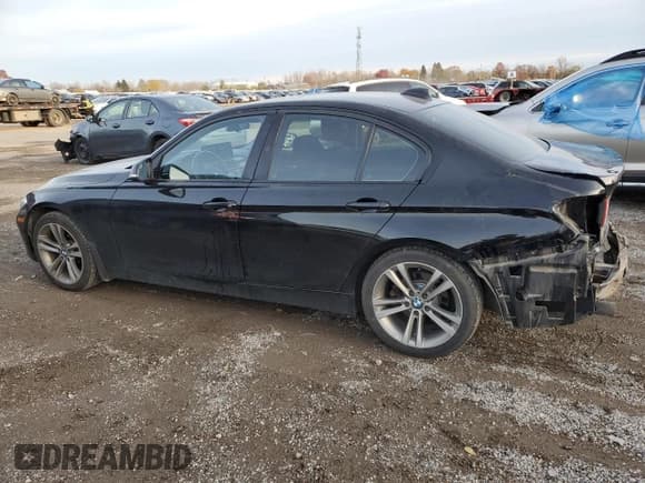 ✅ 2014 BMW 3 Series 320i xDrive • VIN: WBA3C3C50EF985544 • Lot: 91004335. Listed on Copart with 135,876 mi. Free auction sales archive from the USA and detailed vehicle history report at DreamBid. Image 2.