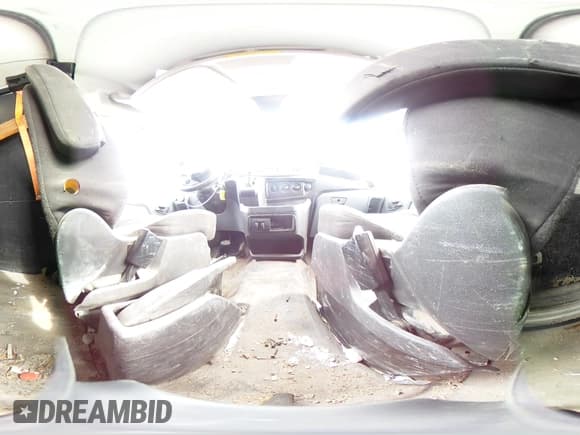 ✅ 2018 Ford Transit • VIN: 1FTBW2CG1JKA31209 • Лот: 44804855. Опубликован ранее на Copart с пробегом 125 153 миль. Бесплатный доступ к архиву аукционных продаж из США и подробный отчёт об истории автомобиля на DreamBid. Изображение 14.