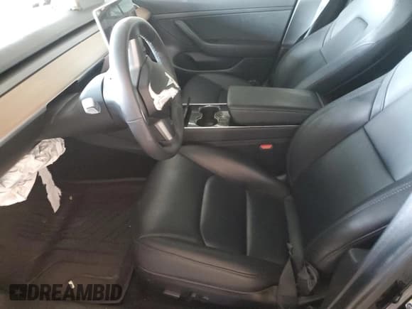 ✅ 2020 Tesla Model 3 Standard Range Plus • VIN: 5YJ3E1EA9LF630112 • Лот: 84725415. Опубликован ранее на Copart с пробегом 54 026 миль. Бесплатный доступ к архиву аукционных продаж из США и подробный отчёт об истории автомобиля на DreamBid. Изображение 7.