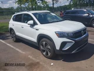 ✅ 2024 Volkswagen Taos SE • VIN: 3VVUX7B25RM075891 • Лот: 42775495. Опубликован ранее на IAAI с пробегом 11 651 миль. Бесплатный доступ к архиву аукционных продаж из США и подробный отчёт об истории автомобиля на DreamBid. Изображение 1.