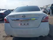 ✅ 2015 Nissan Altima S • VIN: 1N4AL3AP5FC282142 • Lot: 43530058. Wystawiony na IAAI z przebiegiem 180 416 mil. Bezpłatny archiwum sprzedaży aukcyjnych z USA i szczegółowy raport historii pojazdu na DreamBid. Zdjęcie 16.