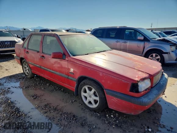 ✅ 1996 Volvo 850 Grand Lux • VIN: YV1LS5545T1335277 • Лот: 87459835. Опубликован ранее на Copart с пробегом 115 712 миль. Бесплатный доступ к архиву аукционных продаж из США и подробный отчёт об истории автомобиля на DreamBid. Изображение 4.