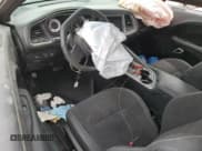 ✅ 2023 Dodge Challenger R/T Scat Pack • VIN: 2C3CDZFJ7PH586373 • Lot: 49120244. Wystawiony na Copart z przebiegiem Nie podano. Bezpłatny archiwum sprzedaży aukcyjnych z USA i szczegółowy raport historii pojazdu na DreamBid. Zdjęcie 8.