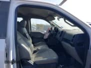 ✅ 2015 Ford F-150 XLT • VIN: 1FTEW1EF5FKE44186 • Lot: 41622970. Wystawiony na IAAI z przebiegiem 258 025 mil. Bezpłatny archiwum sprzedaży aukcyjnych z USA i szczegółowy raport historii pojazdu na DreamBid. Zdjęcie 5.