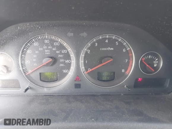 ✅ 2004 Volvo V70 XC Cross Country • VIN: YV1SZ59H241140095 • Lot: 43687381. Listed on IAAI with 182,258 mi. Free auction sales archive from the USA and detailed vehicle history report at DreamBid. Image 7.