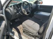 ✅ 2011 GMC Sierra 2500HD SLE • VIN: 1GT220CGXBZ125212 • Lot: 59764945. Wystawiony na Copart z przebiegiem 141 699 mil. Bezpłatny archiwum sprzedaży aukcyjnych z USA i szczegółowy raport historii pojazdu na DreamBid. Zdjęcie 8.