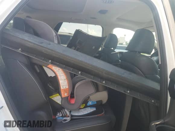 2022 Hyundai Palisade Limited с VIN KM8R5DHE9NU460642, выставлен на аукционе Copart как лот 62704864 с пробегом 30 659 миль миль и На запчасти • Non repairable. История ставок и продаж доступна на DreamBid. Изображение 11.