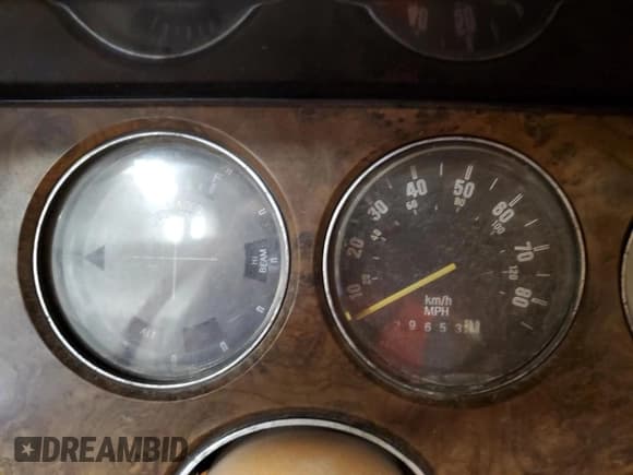 ✅ 1978 Ford Thunderbird • VIN: 8G87H271794 • Лот: 65165165. Опубликован ранее на Copart с пробегом 29 653 миль. Бесплатный доступ к архиву аукционных продаж из США и подробный отчёт об истории автомобиля на DreamBid. Изображение 9.