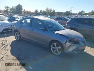 ✅ 2005 Mazda 3 s • VIN: JM1BK323X51235972 • Lot: 43474060. Wystawiony na IAAI z przebiegiem 135 961 mil. Bezpłatny archiwum sprzedaży aukcyjnych z USA i szczegółowy raport historii pojazdu na DreamBid. Zdjęcie 1.