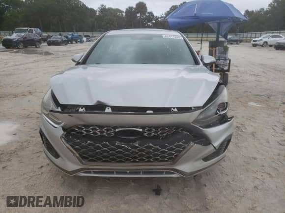 ✅ 2019 Hyundai Sonata SEL • VIN: 5NPE34AF6KH819852 • Lot: 82411895. Wystawiony na Copart z przebiegiem 112 055 mil mil. Skorzystaj z bezpłatnego archiwum sprzedaży aukcyjnych z USA i zobacz szczegółowy raport historii pojazdu na DreamBid. Zdjęcie 5.