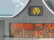 2002 BMW 3 Series M3 с VIN WBSBL93472JR13427, выставлен на аукционе IAAI как лот 40426140 с пробегом 109 006 миль миль и . История ставок и продаж доступна на DreamBid. Изображение 15.