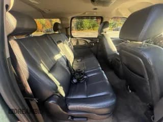 ✅ 2009 Chevrolet Suburban 2LT • VIN: 1GNFK26399R280776 • Lot: 90111235. Wystawiony na Copart z przebiegiem 169 795 mil. Bezpłatny archiwum sprzedaży aukcyjnych z USA i szczegółowy raport historii pojazdu na DreamBid. Zdjęcie 6.