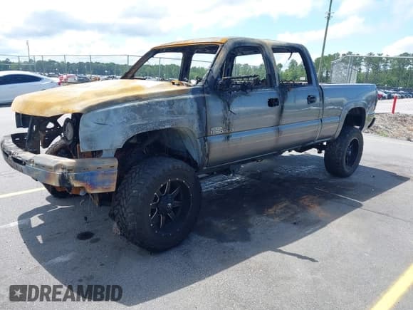 ✅ 2007 Chevrolet Silverado 2500HD LT1 • VIN: 1GCHK23D17F168390 • Lot: 42382974. Wystawiony na IAAI z przebiegiem 220 880 mil. Bezpłatny archiwum sprzedaży aukcyjnych z USA i szczegółowy raport historii pojazdu na DreamBid. Zdjęcie 2.