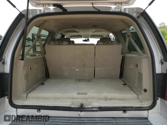 ✅ 2011 Ford Expedition Max Limited • VIN: 1FMJK2A52BEF43470 • Lot: 58922495. Listed on Copart with 227,929 mi. Free auction sales archive from the USA and detailed vehicle history report at DreamBid. Image 6.