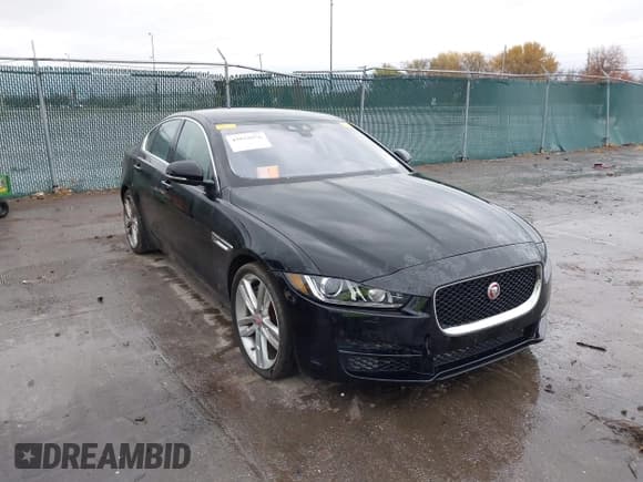 ✅ 2017 Jaguar XE 35t Prestige • VIN: SAJAE4BVXHA953523 • Lot: 43615076. Wystawiony na IAAI z przebiegiem 45 273 mil. Bezpłatny archiwum sprzedaży aukcyjnych z USA i szczegółowy raport historii pojazdu na DreamBid. Zdjęcie 1.