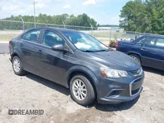 2017 Chevrolet Sonic LT с VIN 1G1JD5SB6H4154391, выставлен на аукционе IAAI как лот 42581620 с пробегом 83 073 миль миль и . История ставок и продаж доступна на DreamBid. Изображение 1.