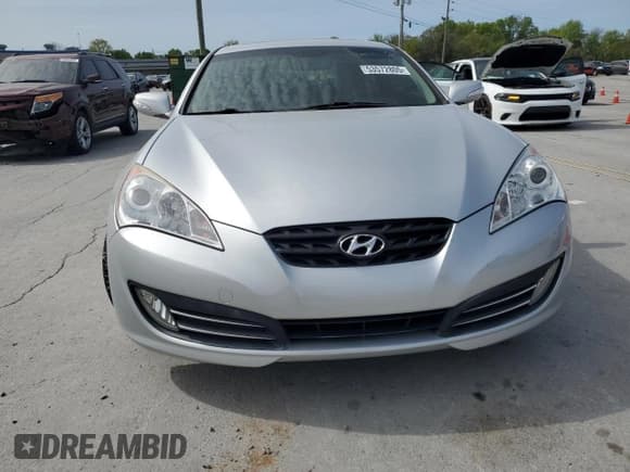 ✅ 2011 Hyundai Genesis Coupe Grand Touring • VIN: KMHHU6KH0BU045993 • Lot: 53572805. Wystawiony na Copart z przebiegiem 61 244 mil. Bezpłatny archiwum sprzedaży aukcyjnych z USA i szczegółowy raport historii pojazdu na DreamBid. Zdjęcie 5.