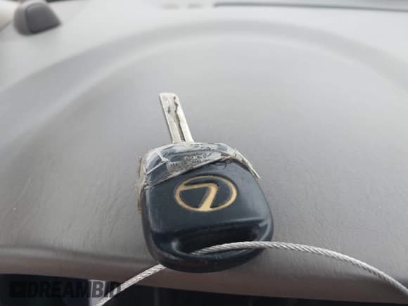 ✅ 2003 Lexus RX 300 • VIN: JTJGF10U630150282 • Lot: 43844013. Listed on IAAI with 183,771 mi. Free auction sales archive from the USA and detailed vehicle history report at DreamBid. Image 11.