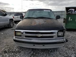✅ 1995 Chevrolet S-10 LS • VIN: 1GCCS19W6S8190511 • Лот: 84840244. Опубликован ранее на Copart с пробегом 232 828 миль. Бесплатный доступ к архиву аукционных продаж из США и подробный отчёт об истории автомобиля на DreamBid. Изображение 5.