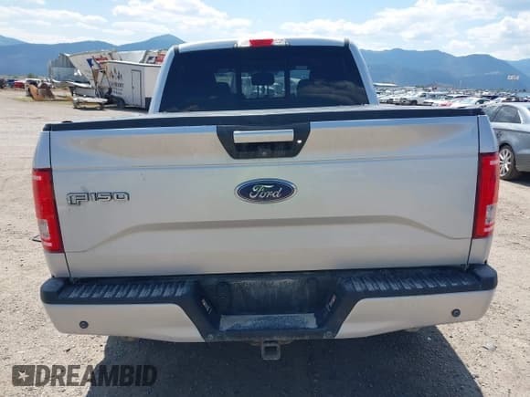 ✅ 2016 Ford F-150 XLT • VIN: 1FTEW1EP7GKF27337 • Lot: 42806468. Wystawiony na IAAI z przebiegiem 122 873 mil. Bezpłatny archiwum sprzedaży aukcyjnych z USA i szczegółowy raport historii pojazdu na DreamBid. Zdjęcie 16.