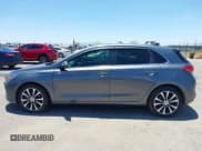 ✅ 2019 Hyundai Elantra • VIN: KMHH35LE6KU109519 • Lot: 42440088. Wystawiony na IAAI z przebiegiem 46 671 mil. Bezpłatny archiwum sprzedaży aukcyjnych z USA i szczegółowy raport historii pojazdu na DreamBid. Zdjęcie 14.