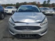 ✅ 2016 Ford Focus SE • VIN: 1FADP3F26GL388986 • Lot: 87373005. Wystawiony na Copart z przebiegiem 40 973 mil. Bezpłatny archiwum sprzedaży aukcyjnych z USA i szczegółowy raport historii pojazdu na DreamBid. Zdjęcie 5.