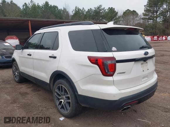 ✅ 2017 Ford Explorer • VIN: 1FM5K8GP4HGD95328 • Lot: 41386297. Wystawiony na IAAI z przebiegiem 163 282 mil. Bezpłatny archiwum sprzedaży aukcyjnych z USA i szczegółowy raport historii pojazdu na DreamBid. Zdjęcie 3.
