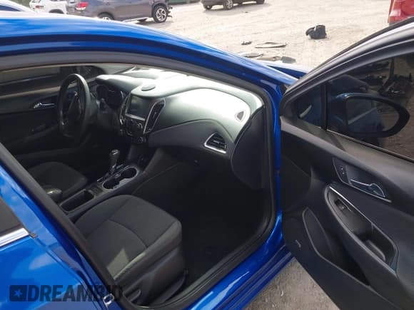 ✅ 2017 Chevrolet Cruze LT • VIN: 1G1BE5SM7H7158824 • Лот: 43632097. Опубликован ранее на IAAI с пробегом 81 777 миль. Бесплатный доступ к архиву аукционных продаж из США и подробный отчёт об истории автомобиля на DreamBid. Изображение 5.