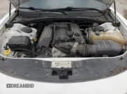 ✅ 2018 Dodge Charger R/T Scat Pack • VIN: 2C3CDXGJ6JH323155 • Lot: 57395365. Wystawiony na Copart z przebiegiem 66 752 mil. Bezpłatny archiwum sprzedaży aukcyjnych z USA i szczegółowy raport historii pojazdu na DreamBid. Zdjęcie 11.