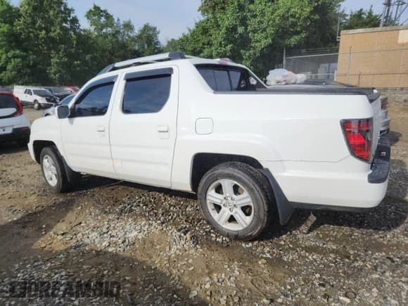 ✅ 2012 Honda Ridgeline RTL • VIN: 5FPYK1F5XCB001093 • Лот: 65097325. Опубликован ранее на Copart с пробегом 101 504 миль. Бесплатный доступ к архиву аукционных продаж из США и подробный отчёт об истории автомобиля на DreamBid. Изображение 2.